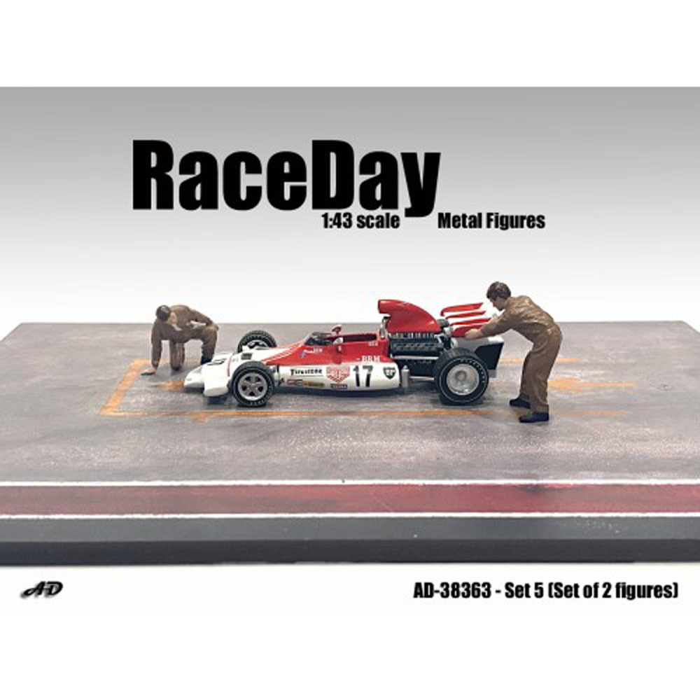 アメリカン ジオラマ 1/43 レースデイ セット 5 フィギア American Diorama Race Day Metal Figures Setの画像3