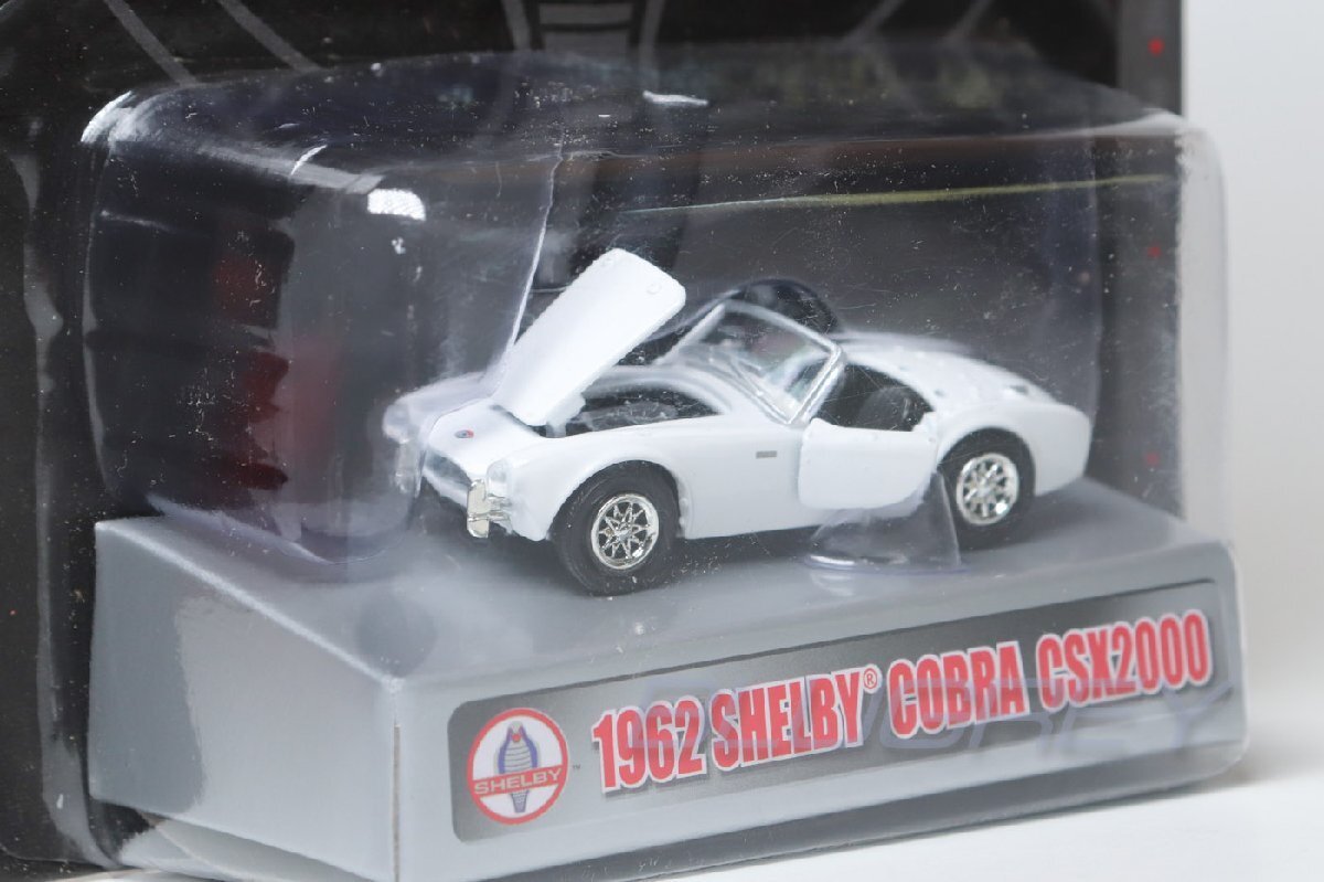 Shelby Collectibles 1/64she ruby Cobra CSX2000 white she ruby collectibles Cobra minicar 