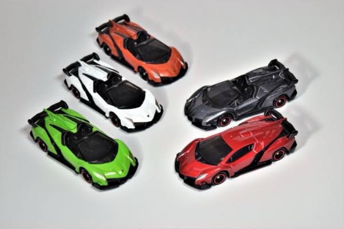トミカ カラフルコレクション ランボルギーニヴェネーノ 5色 トミカ カラフルコレクション ランボルギーニヴェネーノ 5色