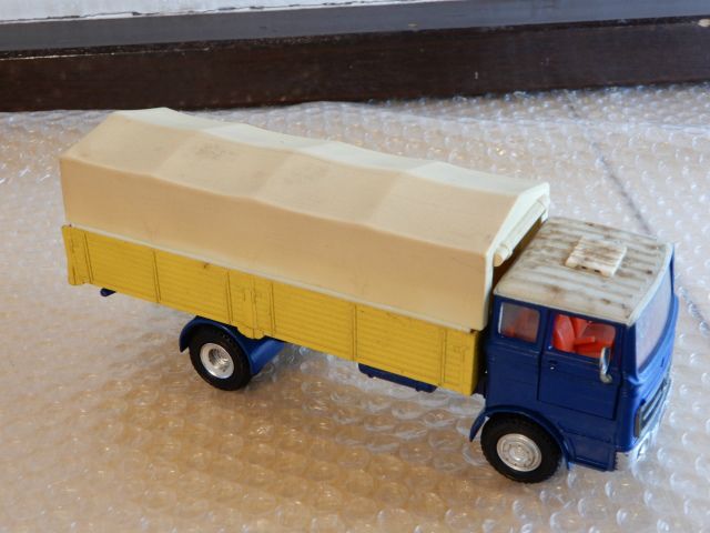 Junk Dinky / DINKY TOYS 917 Mercedes * Benz truck & trailer minicar that time thing box attaching present condition delivery 