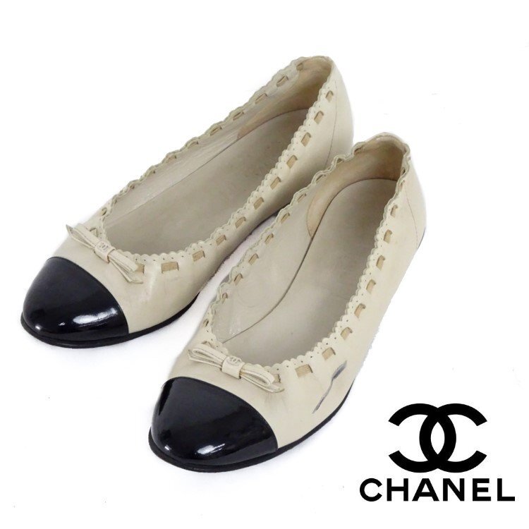 【1円】シャネル CHANEL レディース ココマーク リボン バレエシューズ フラットシューズ 36 レザー エナメル ベージュ×ブラック_画像1