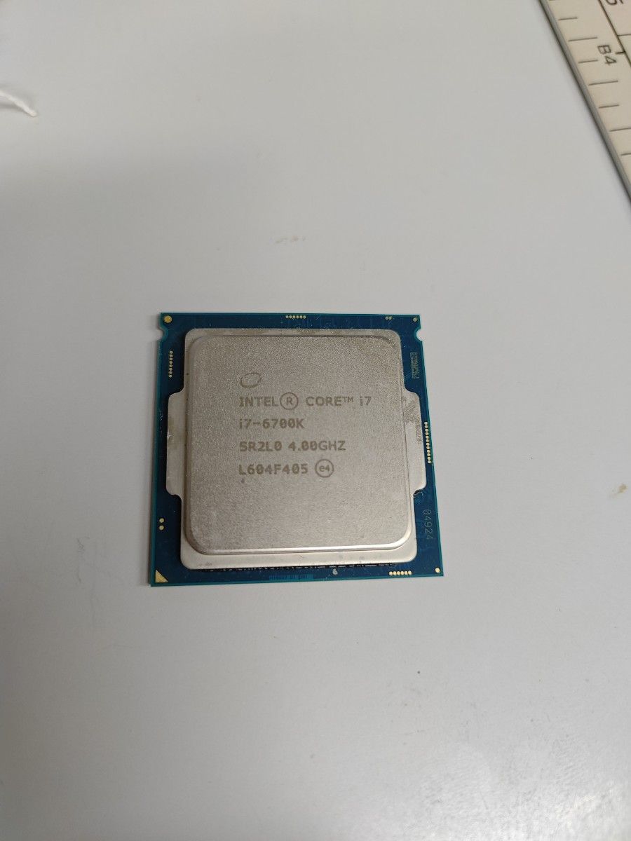 Intel CPU Core i7-6700K 4GHz 4コア/8スレッド 