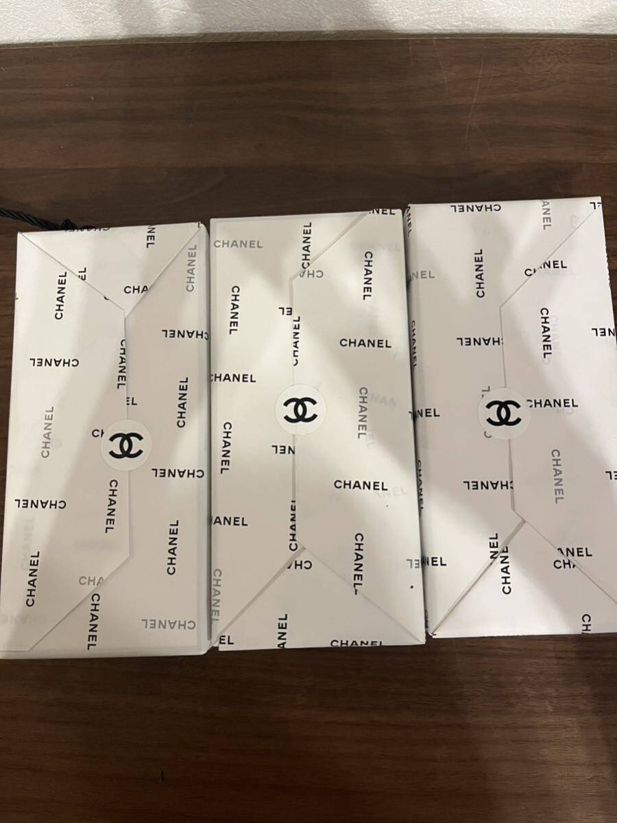 新品 未使用 未開封CHANEL シャネル No5 N5 サヴォン 石鹸 75g 3箱セット プレゼント包装 紙袋 ショッパー付き _画像4