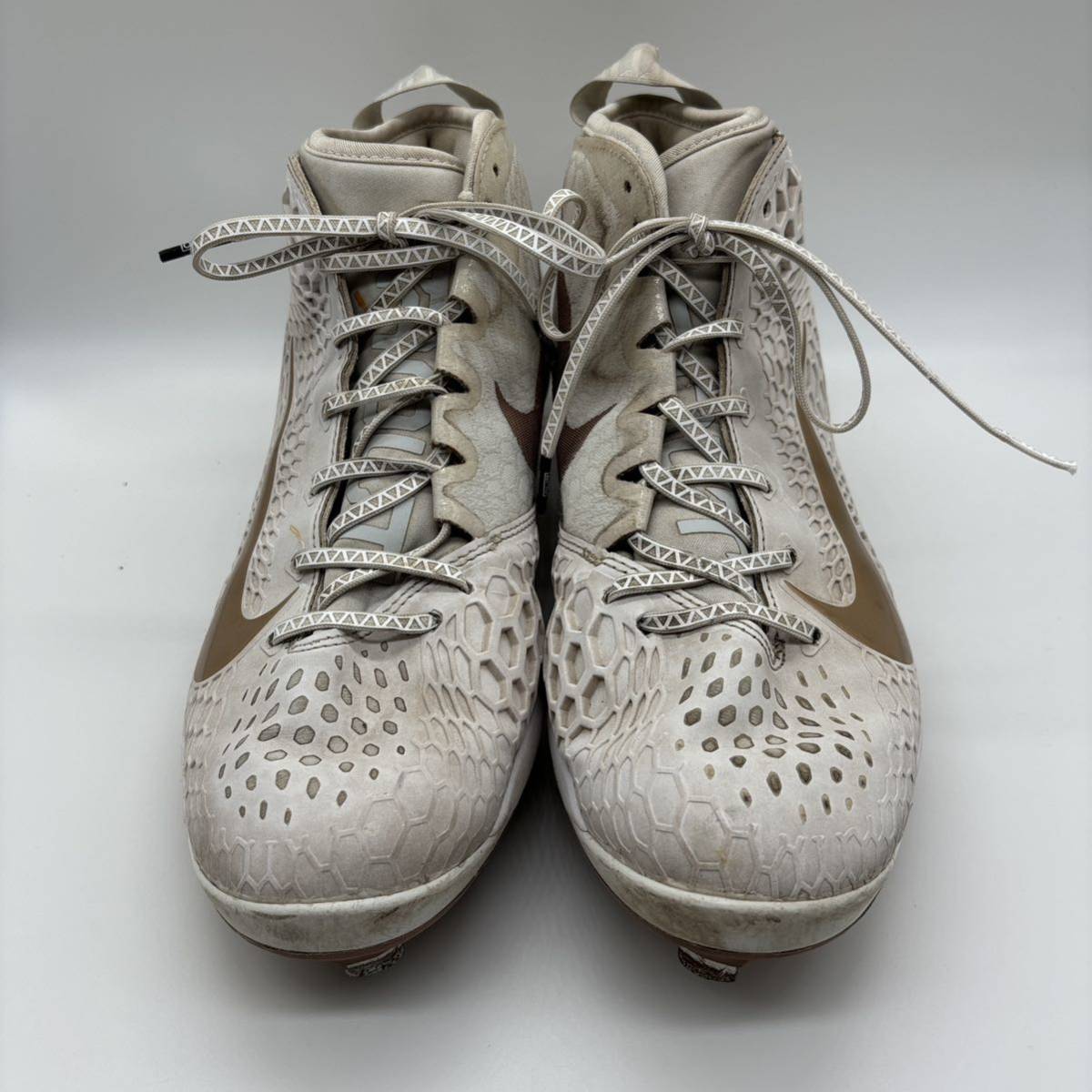NIKE 野球 スパイク ホワイト ゴールド 白 金 金具 27㎝ ミドル NIKE 野球 スパイク ホワイト ゴールド 白 金 金具 27㎝ ミドル