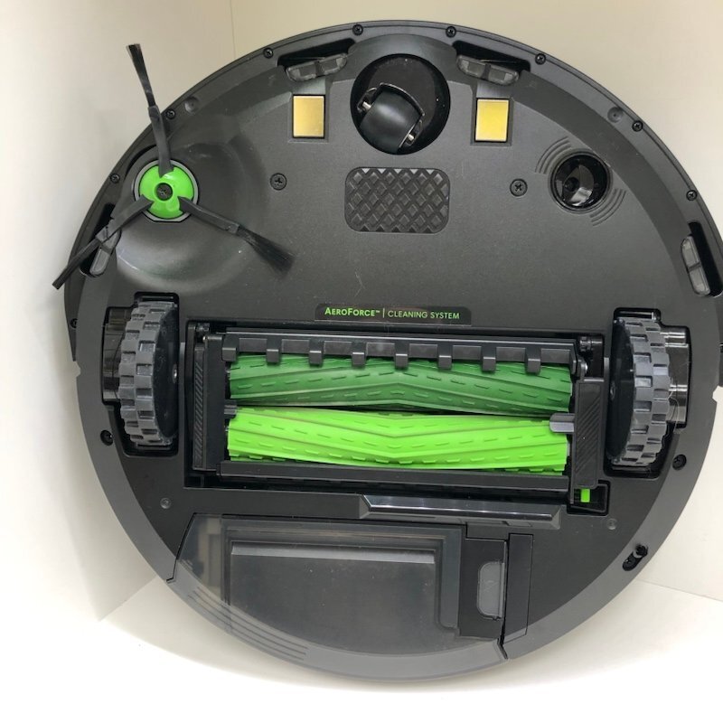 【ジャンク品】iRobot Roomba ルンバ i2 ロボット掃除機 本体 ホームベース 電源コード 取扱説明書 240305SK280836_画像2