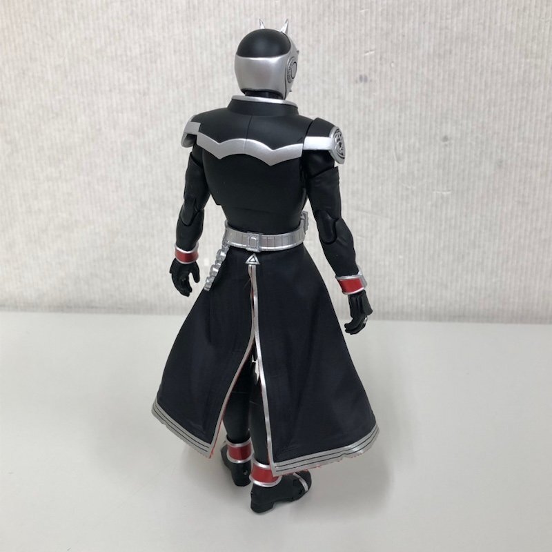 バンダイ S.H.Figuarts 真骨彫製法 仮面ライダーウィザード フレイムスタイル 240313SK190002_画像5