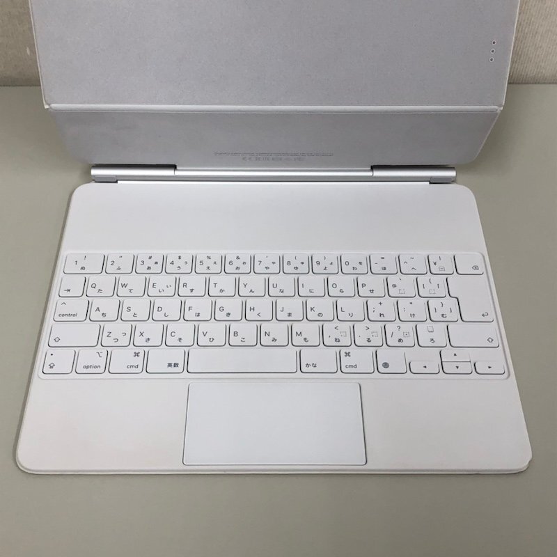 Apple 12.9インチiPad Pro 第6/5/4/3世代用 Magic Keyboard 日本語 MJQL3J/A ホワイト 240314SK291092_画像2
