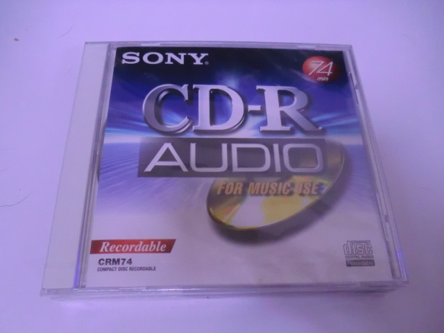 送料無料　保管品　日本製　　ソニー　CD-R　AUDIO　74分　　5枚　　CRM74　　　1枚ケース割れ有_画像4