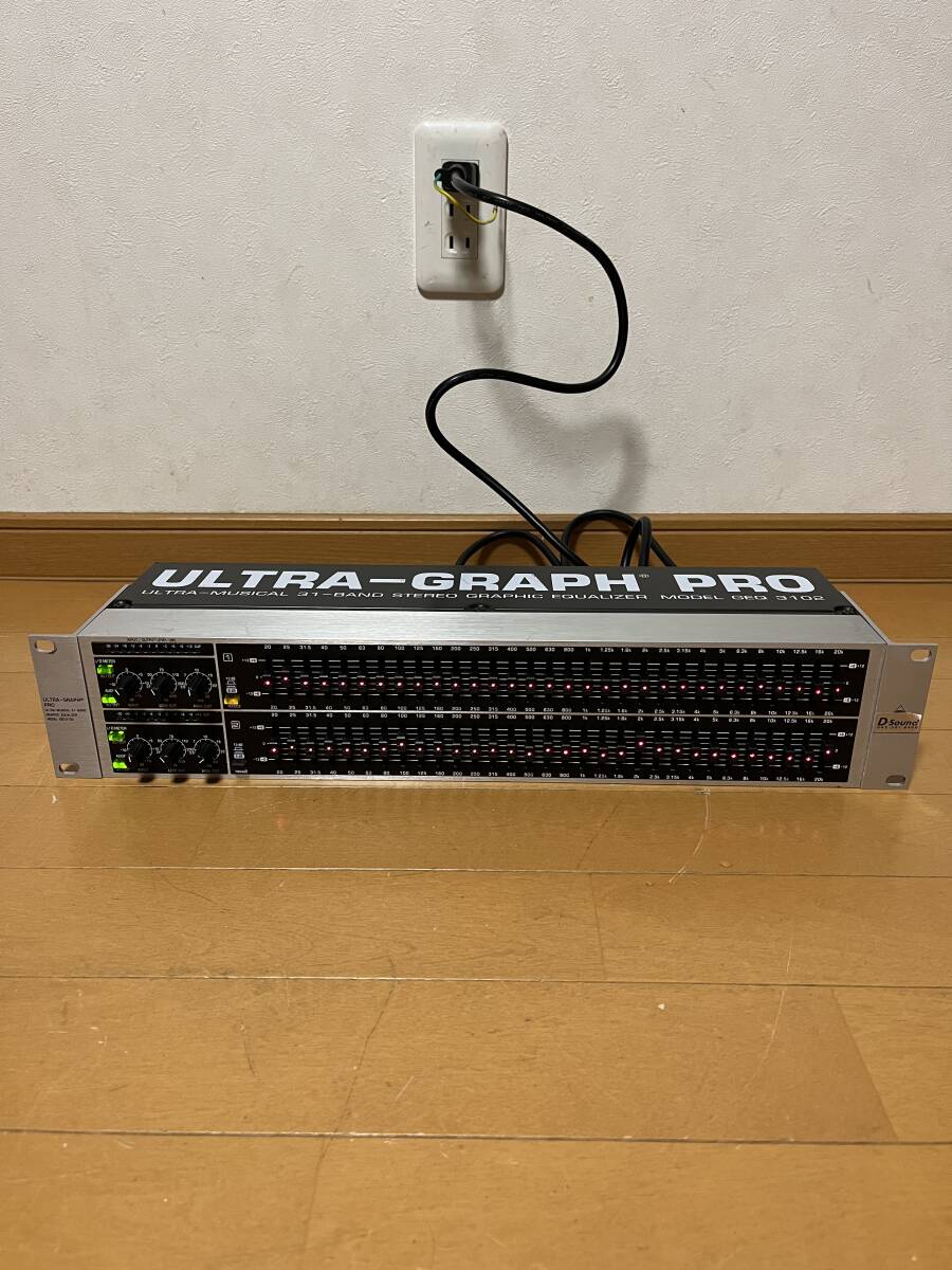 ベリンガー　グラフィックイコライザー　BEHRINGER　ULTRA-GRAPH　PRO　FBQ3102_画像1