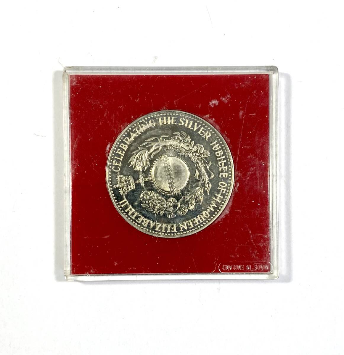 エリザベス女王2世 SOUVENIR MEDAL SILVER JUBILEE 記念銀貨 シルバージュビリー1952 1977 イギリス 記念コイン コレクター放出品の画像2