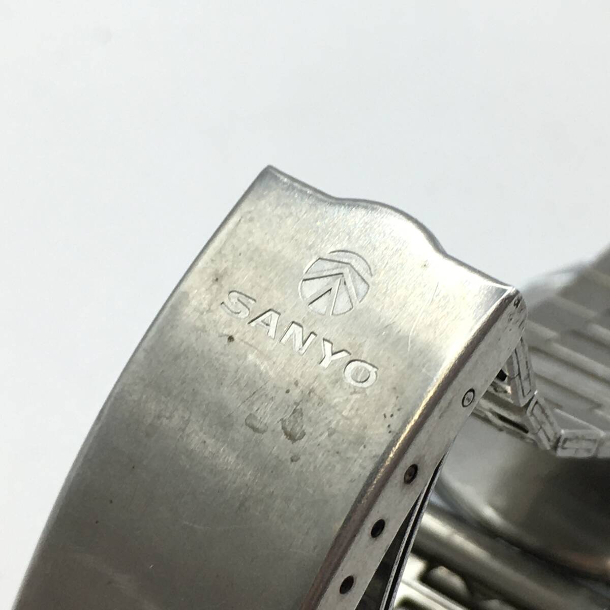 ○P12-63 SANYO/サンヨー デジタル文字盤 メンズ クォーツ 腕時計 337-47 の画像8