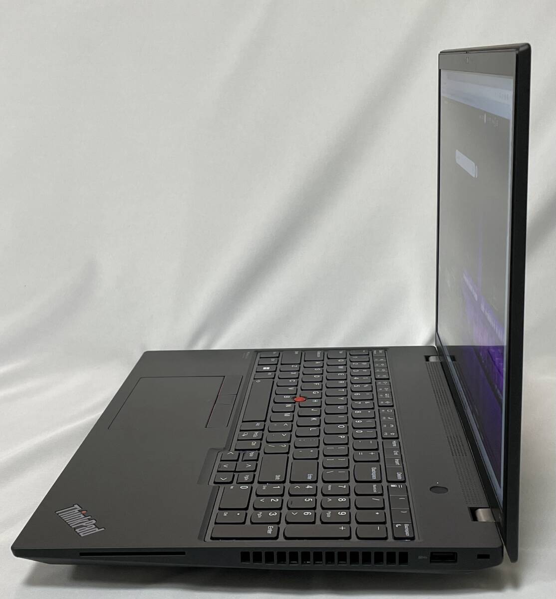 稀品 高スペック ThinkPad P16s Gen1 - MS Office 2021 - CPU i7 / MEM 48GB / LCD 2K / SSD 1TB / Win11 Pro 64 / SIMフリー_画像7