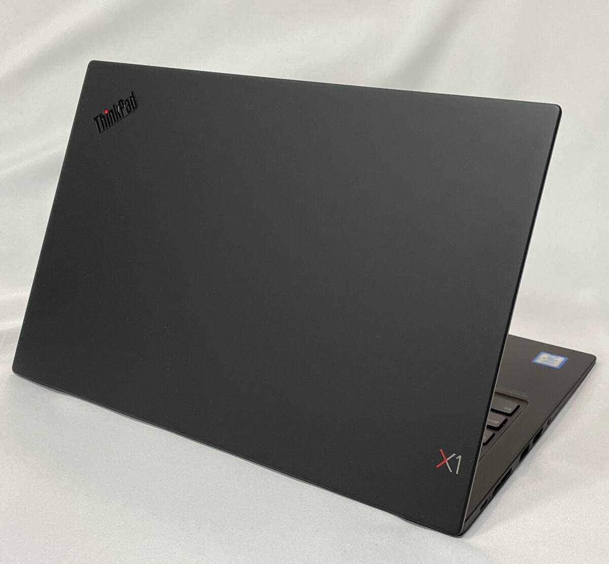 未使用 ThinkPad X1 Carbon Gen7 - SIMフリーMS Office 2021付き- CPU i7 / MEM 16GB / SSD 512GB / 2K LCD / Win10 Pro64 _画像3