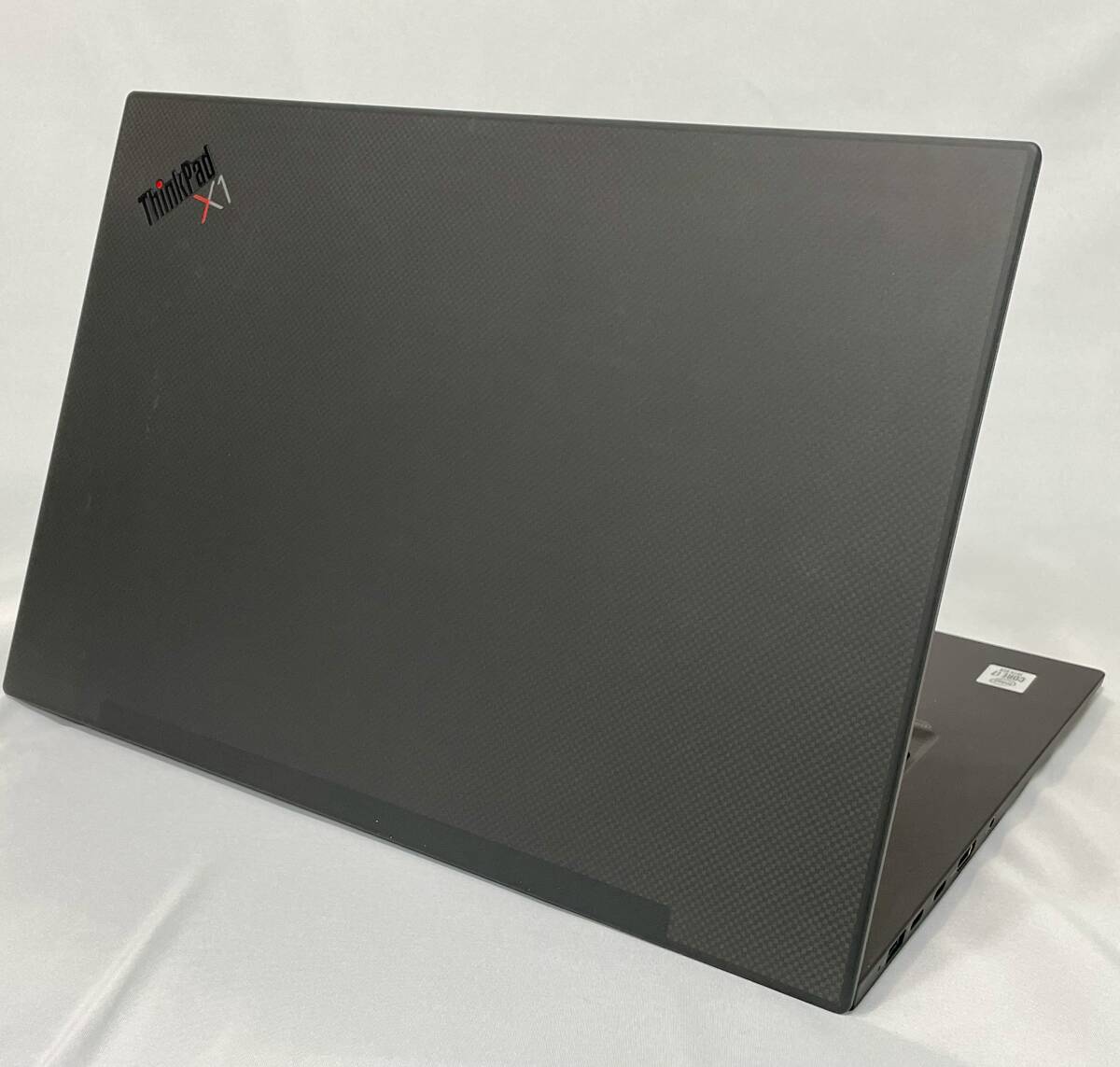 ThinkPad X1 Extreme Gen3 - SIMフリー MS Office 2021 - CPU i7 / MEM 40GB / SSD 2TB / Win10-11 Pro_画像3