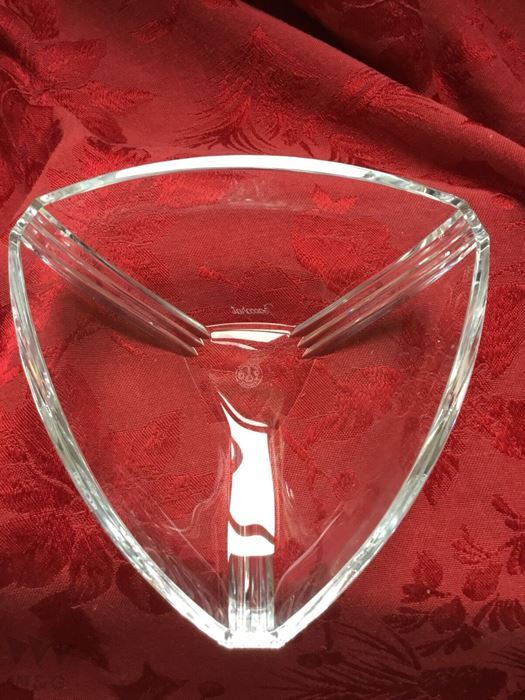 FLAWLESS EXQUISITE BACCARAT フランス アートガラス TRIOMPHE クリスタルディッシュ ボウル プレート B