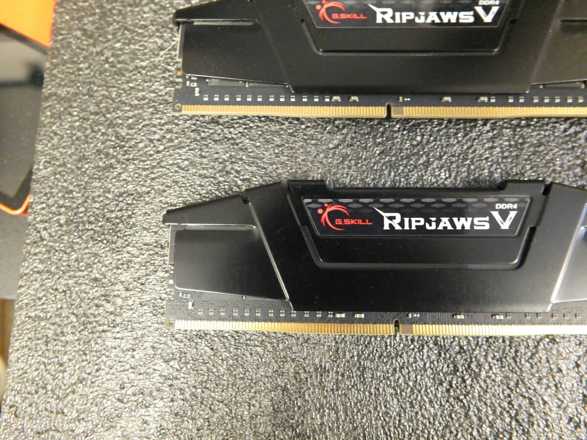 【正常動作品】G.SKILL DDR4 32GB×2枚 ● F4-2666C18D-64GVK [DDR4 PC4-21300 32GB 2枚組]_画像6