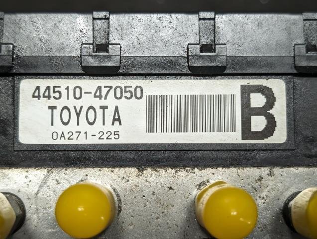 【Ｅ】トヨタ　プリウス　NHW20 ABSアクチュエーター 44510-47050 ブレーキブースター　マスターシリンダー_画像7