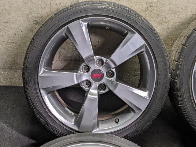 【Ｃ】インプレッサ GRF WRX STi 18インチ アルミ付きタイヤ 8.5J +55 PCD114.3 ダンロップ　245/40R18_画像5