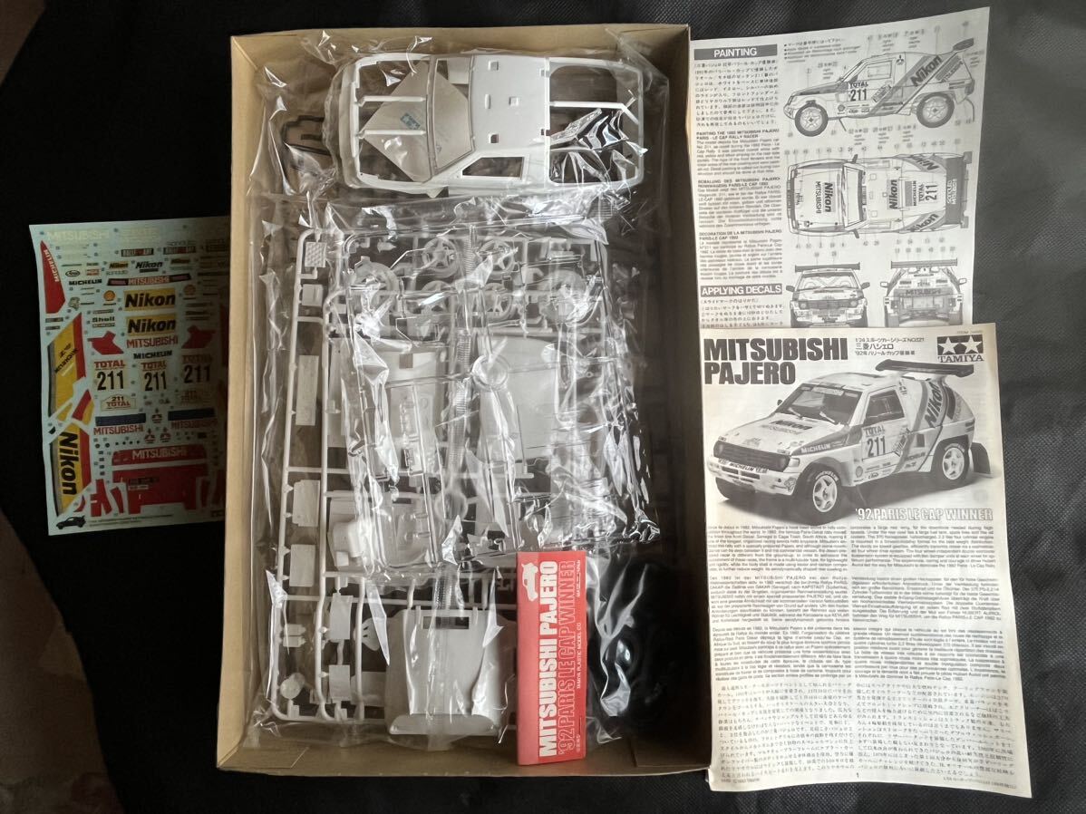 タミヤ1/24スポーツカーシリーズNo.121三菱パジェロ 92年 タミヤ1/24スポーツカーシリーズNo.121三菱パジェロ 92年