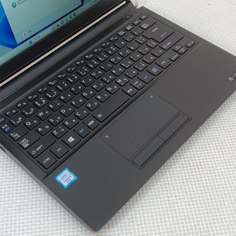 美品 Windows11 第6世代CPU搭載 ★ 東芝 dynabook R73/D Core i3-6006U(2.0G/2コア) メモリ8GB SSD256GB 13.3型HD液晶_画像4