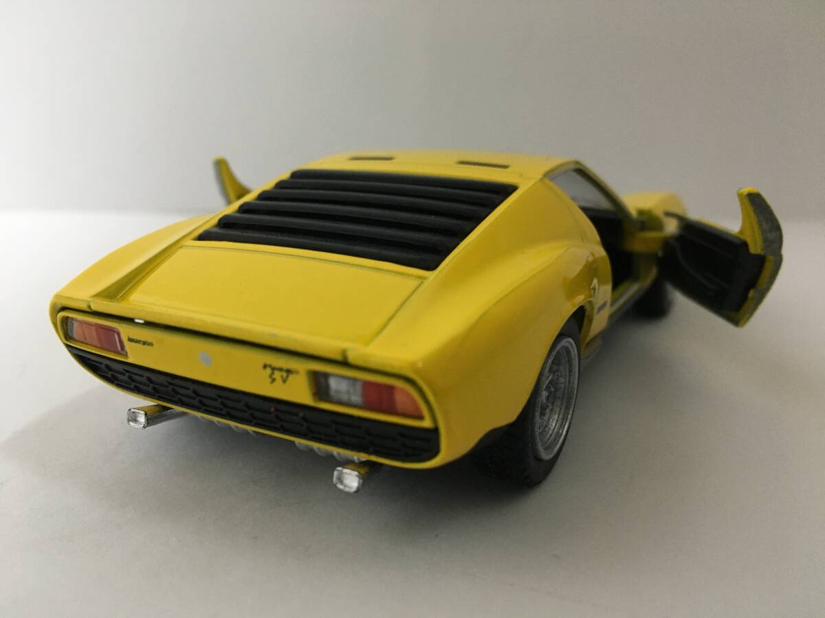 ランボルギーニ ミウラ P400 SV キンスマート社製  1/34ミニカーの画像6