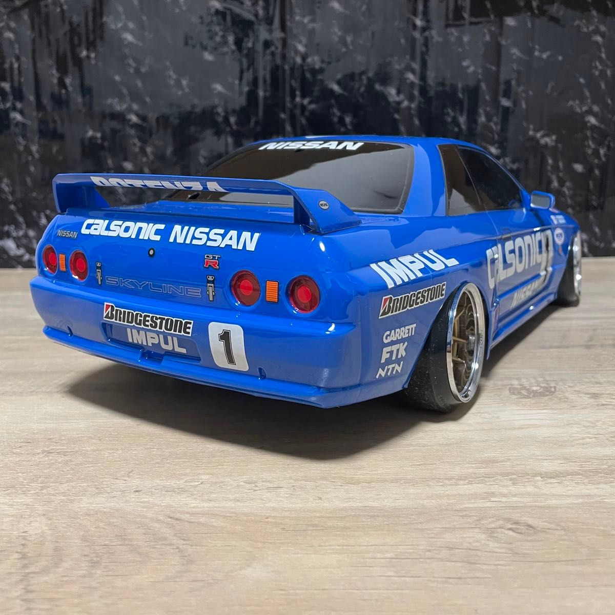 タミヤ　カルソニックスカイライン　GT-R 1/10 ラジコンボディー r32