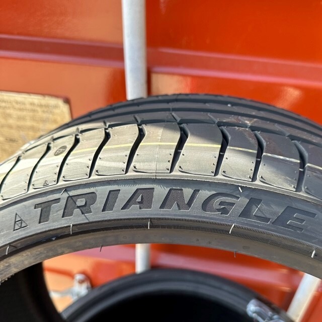 新品 235/35R19 TRIANGLE Effex SPORT TH202 サマ－タイヤ 235/35/19 4本セット 【来店交換も大歓迎】の画像4