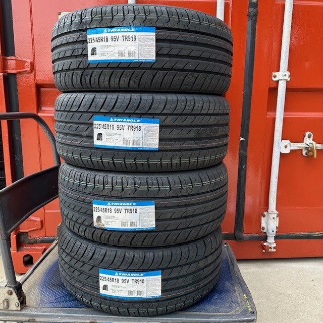 新品 225/45R18 TRIANGLE TR918 サマ－タイヤ 225/45/18 4本セット サマ－タイヤ ノーマルタイヤ 【来店交換も大歓迎】の画像1