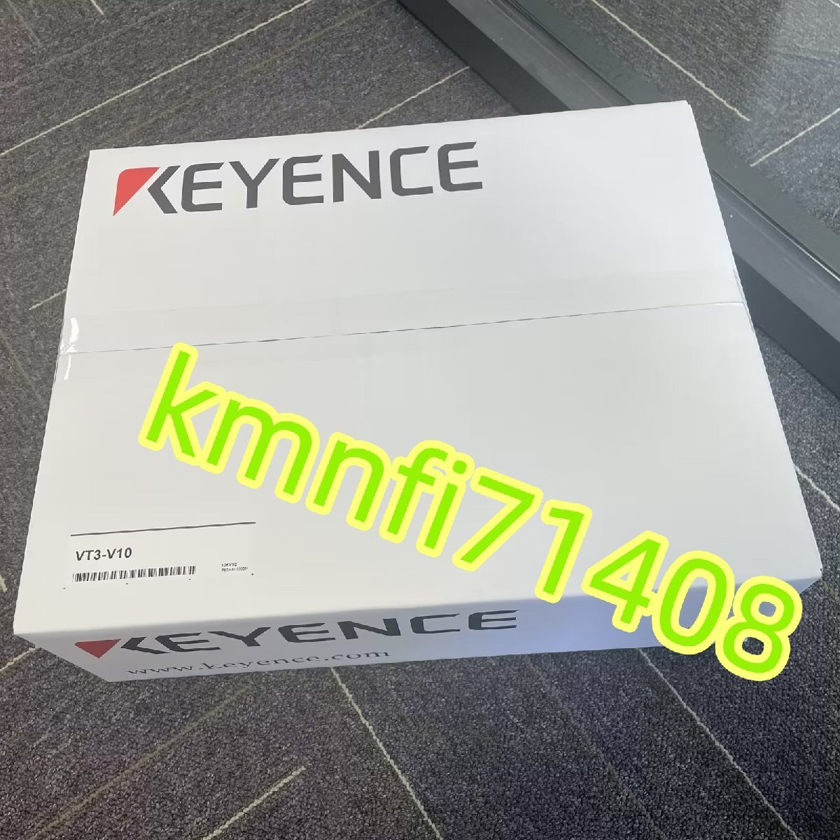 【新品★Ｔ番号適格請求】Keyence VT3-V10 10型 VGA TFTカラー タッチパネル ★保証６ヶ月　_画像1