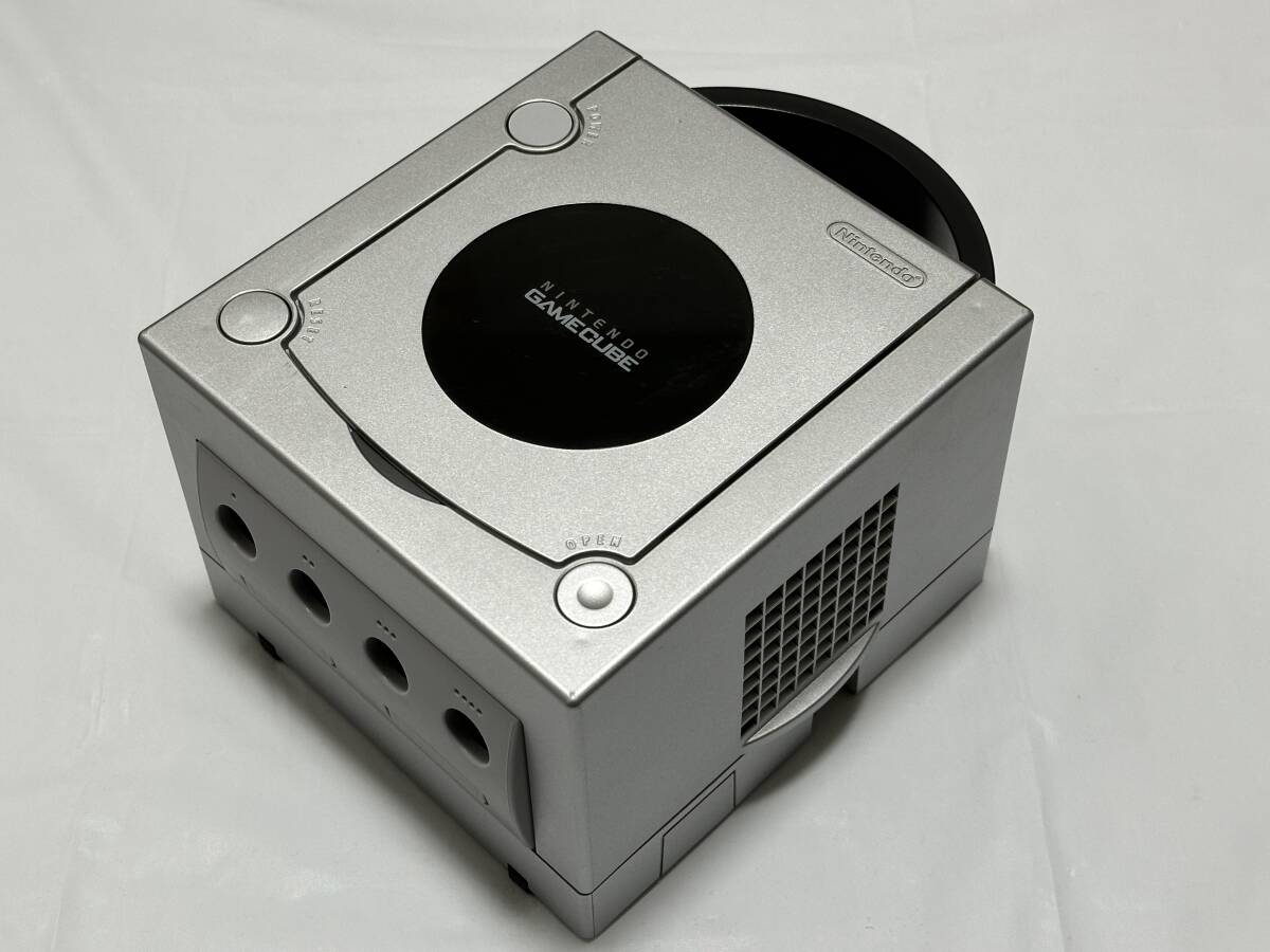 ★[ジャンク品] GC ニンテンドーゲームキューブ オレンジ ブラック シルバー 4台セット Nintendo GameCube DOL-001★_画像8