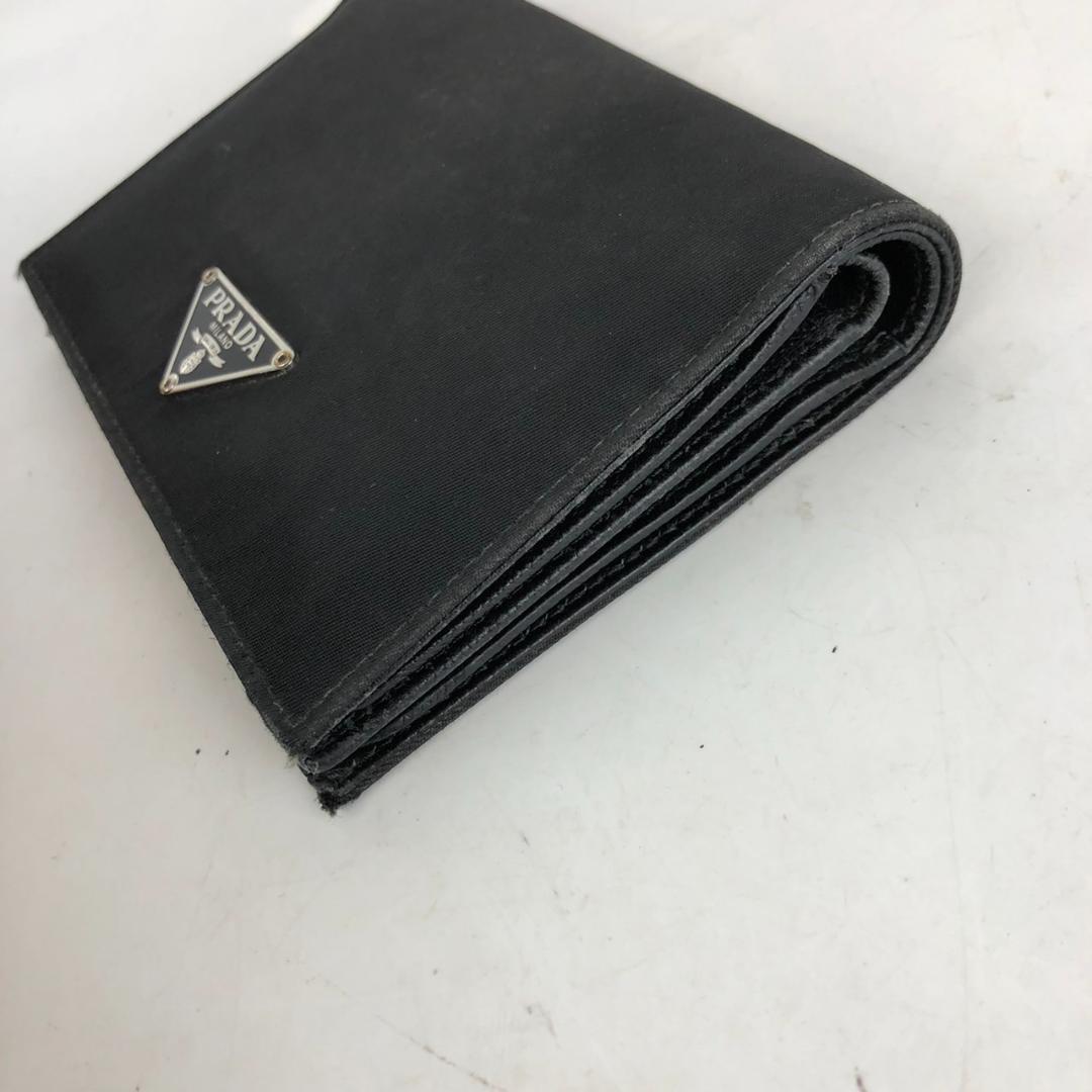 PRADA プラダ ロゴプレート 二つ折り財布 ブラック レディース ブランド