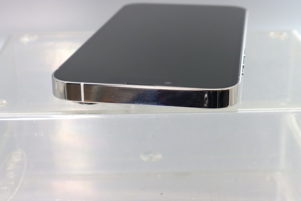 Apple iPhone13 Pro 256GB Silver A2636 MLUP3J/A バッテリ88% ■SIMフリー★Joshin7254【1円開始・送料無料】の画像6