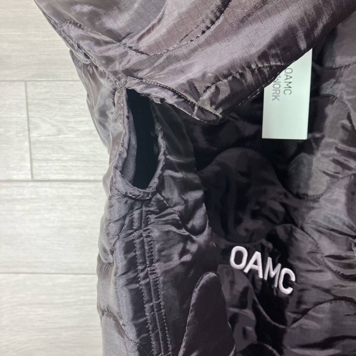 未使用 サイズXS OAMC ピースメーカー キルティング ジャケット 未使用 サイズXS OAMC ピースメーカー キルティング ジャケット