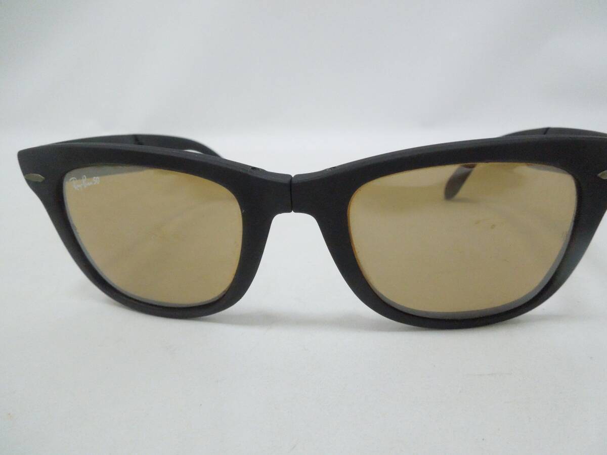 ‡0964 B&L RAY-BAN ボシュロム レイバン FOLDING WAYFARER W0670 黒ブラック 折りたたみサングラス 砂打ち_画像1