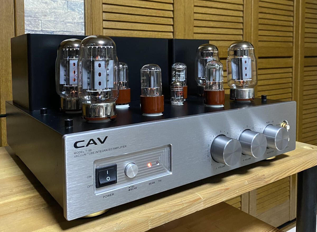 極美品 CAV Ｔ-T88 真空管プリメインアンプ 元箱、ケーブル付き 管球式アンプ 希少の画像2