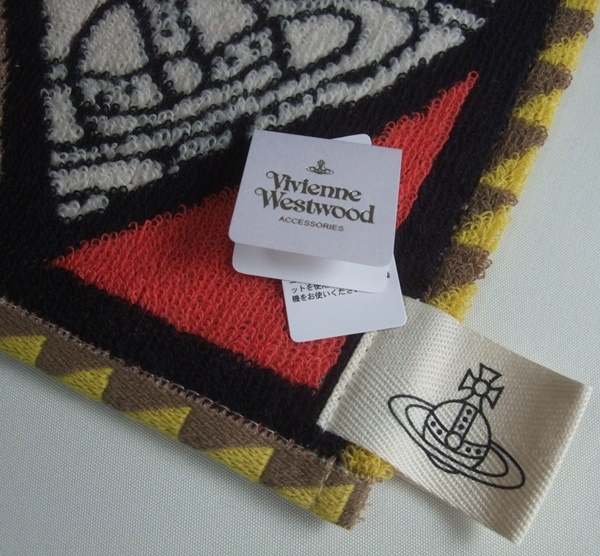 Vivienne Westwood ヴィヴィアン・ウエストウッド タオルハンカチ 未使用品 オーブ柄 黒 X 赤系 ※製造時の織むらあり。_画像3