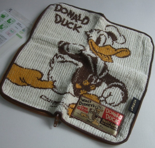 Donald Duck ドナルドダック　POUCH ポーチ 未使用品　タオル製ポーチ　どっとポーチ　ディズニー Disney_画像3