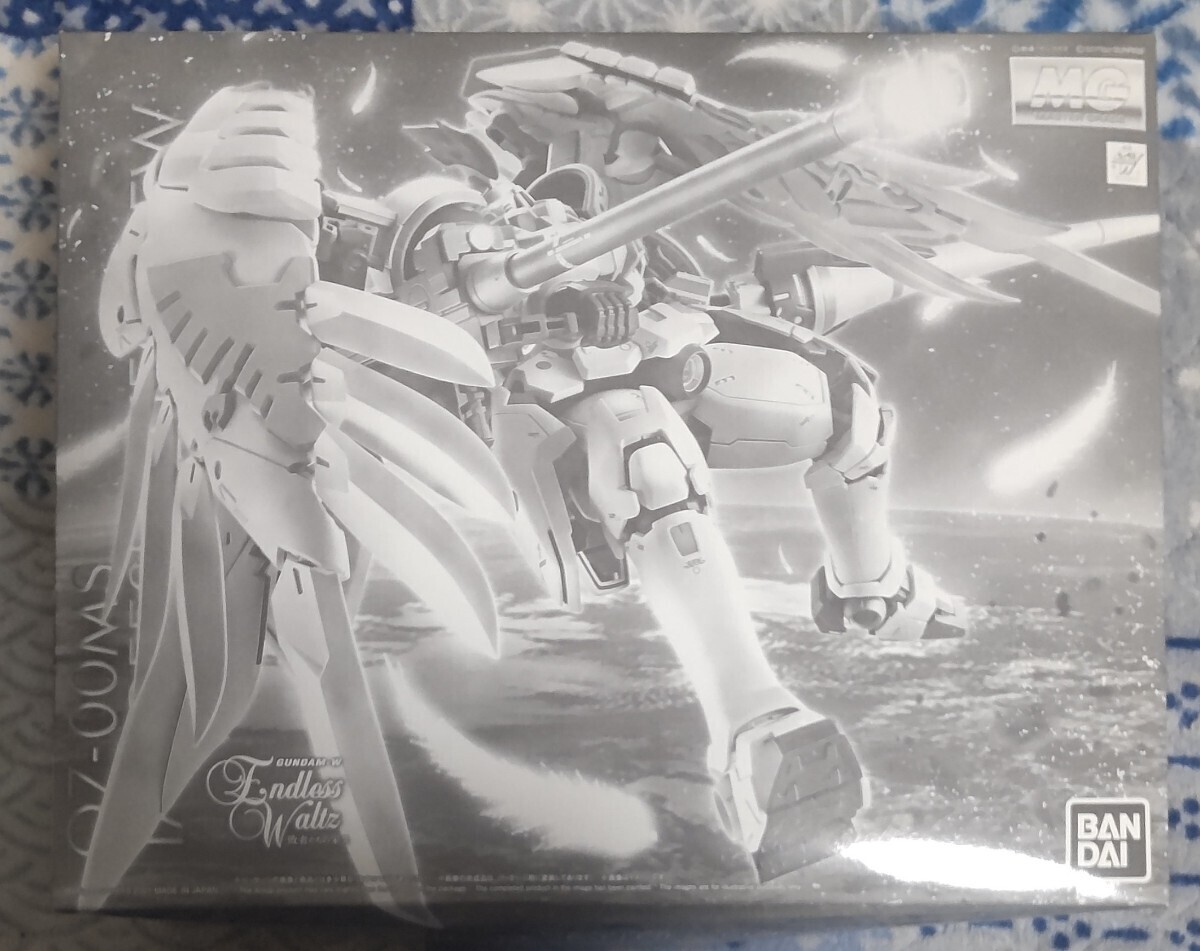 新品 未開封 1/100 MG OZ-00MS トールギスF EW 新機動戦記ガンダムW Endless Waltz 敗者たちの栄光 プレミアムバンダイ_画像1