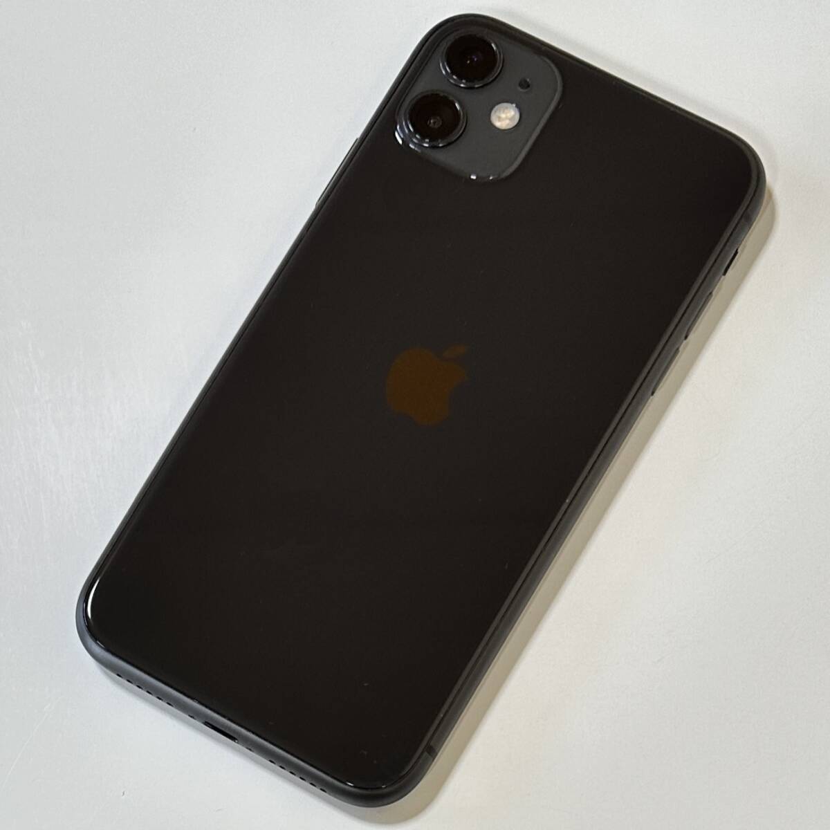 SIMフリー iPhone 11 ブラック 64GB MHDA3J/A バッテリー最大容量86％ アクティベーションロック解除済の画像10