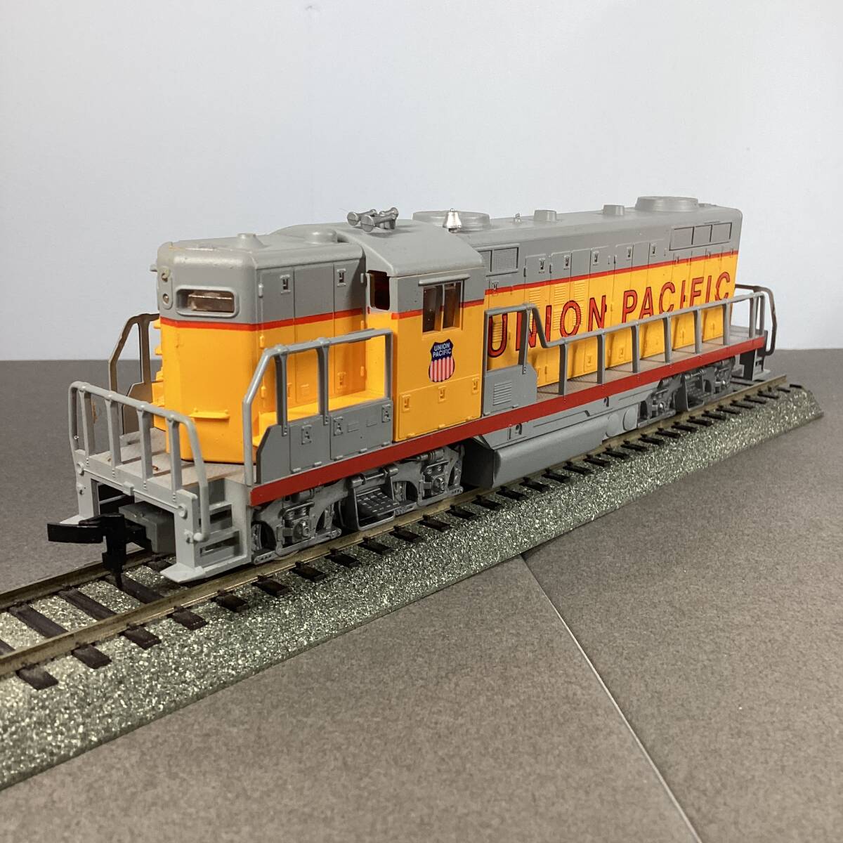 【中古品】バックマン GP-18 ディーゼル機関車 ユニオン・パシフィック Bachmann GP-18 Diesel Locomotive Union Pacific【送料無料】_画像1