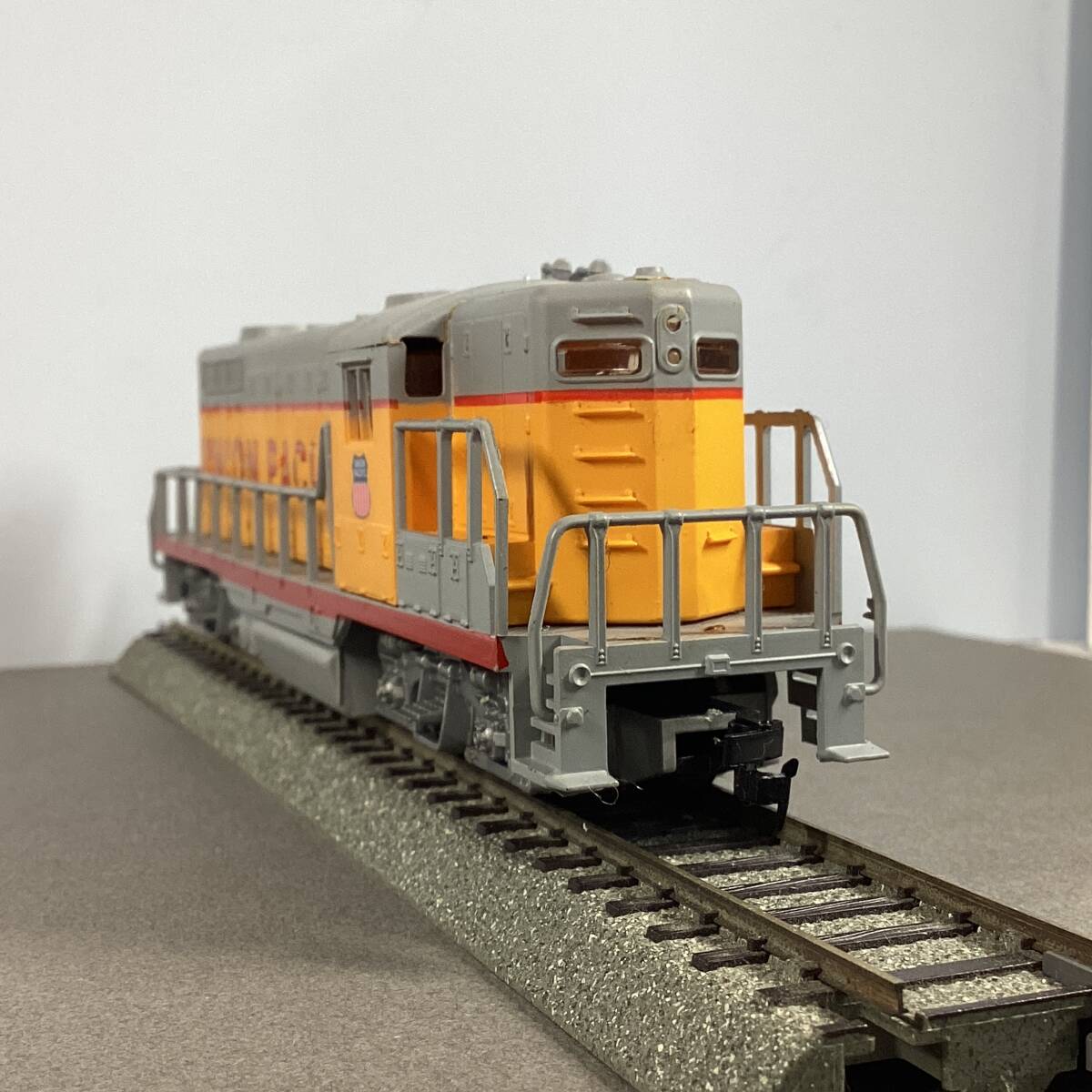 【中古品】バックマン GP-18 ディーゼル機関車 ユニオン・パシフィック Bachmann GP-18 Diesel Locomotive Union Pacific【送料無料】_画像6