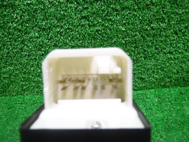  Vitz DBA-SCP90 power window switch 2SZ-FE 84820-52200