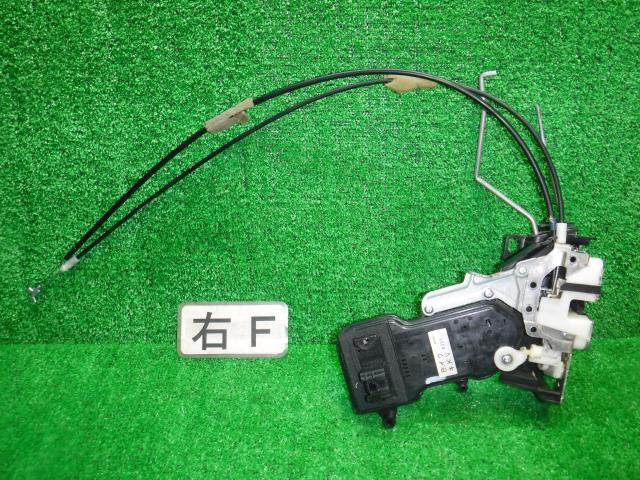 デミオ DBA-DY3W 右Fドアロックソレノイド ZJ-VE D351-58-310J_画像1