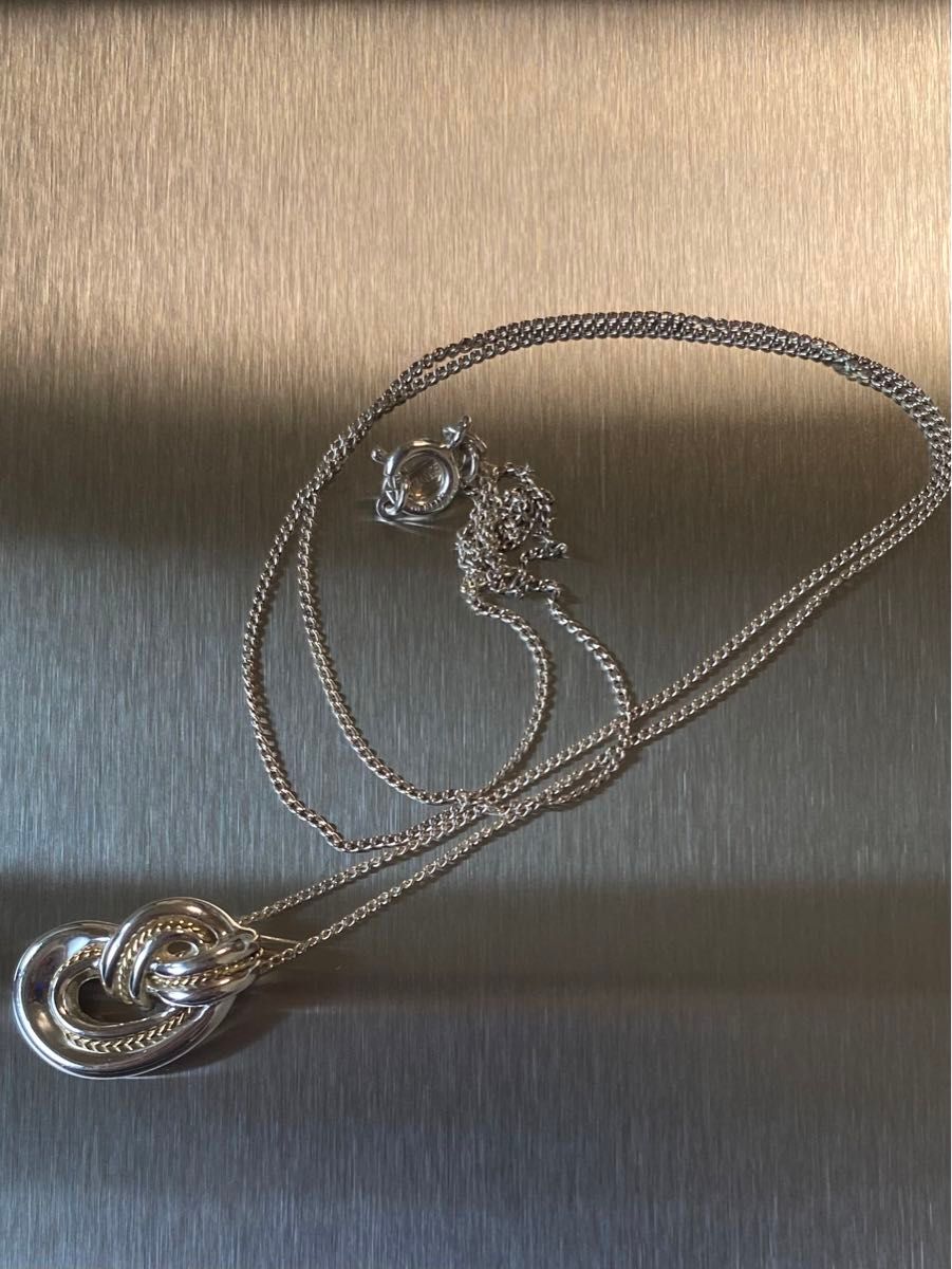 Tiffany ティファニー ツイストノット ネックレス ペンダント Tiffany ティファニー ツイストノット ネックレス ペンダント