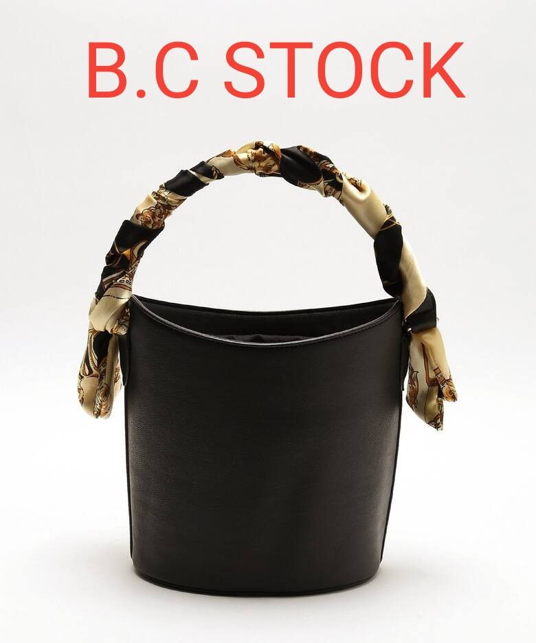 ベーセーストック【B.C STOCK 】バケツ型スカーフ付きショルダーバッグ  ブラック  スカーフつき