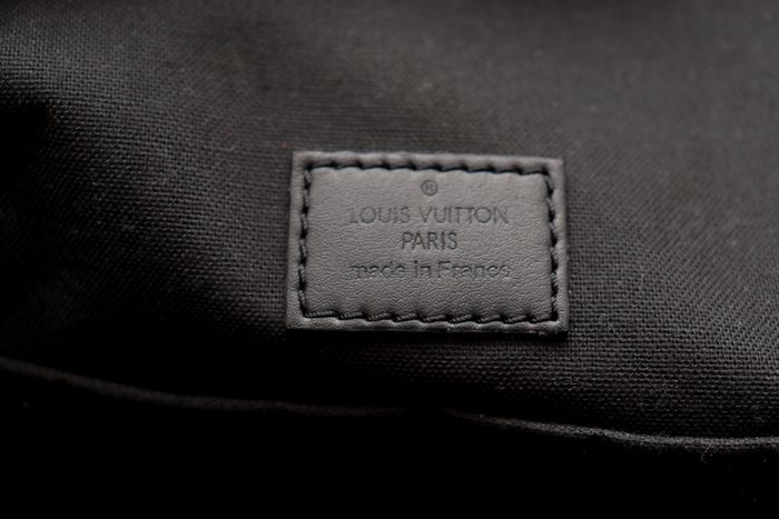 【新品同様】Louis Vuitton ルイヴィトン ダミエグラフィット ジェイク バックパック リュック 定価約23万円_画像10