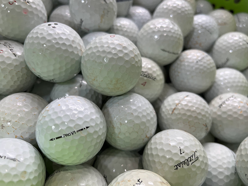 【激安 Y29 送料無料】【練習用】タイトリスト Titleist PROV1x・PROV1 年代混合 ホワイト R級 150個【ロストボール】_画像3