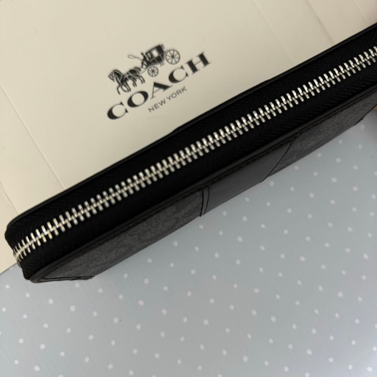 COACH コーチ 長財布　レディースのブラック色新品財布