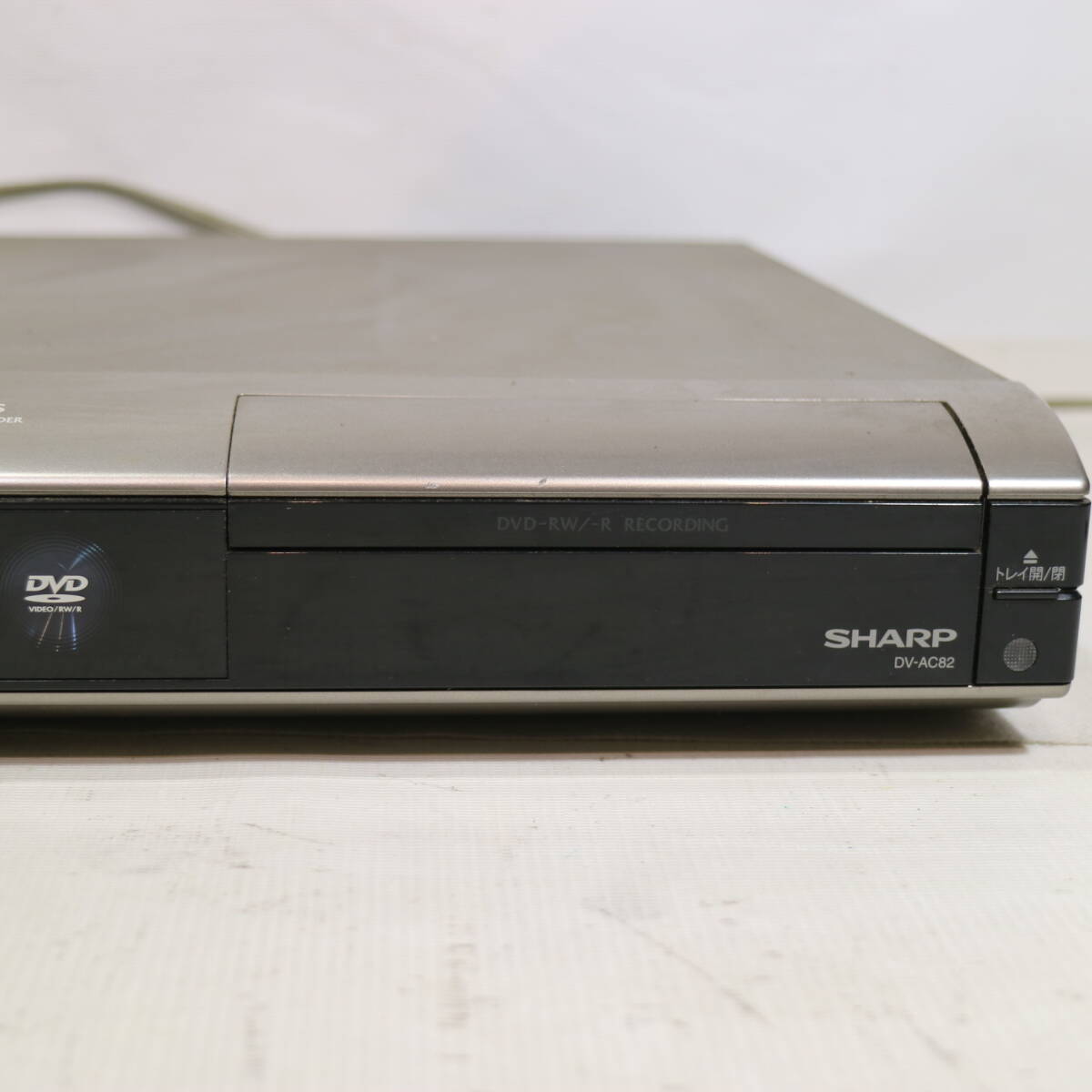 通電確認済み 08年製 SHARP シャープ AQUOS DVDレコーダー DV-AC82 ハイビジョン デジタル HDDレコーダー BCASカード付 250GB _画像4