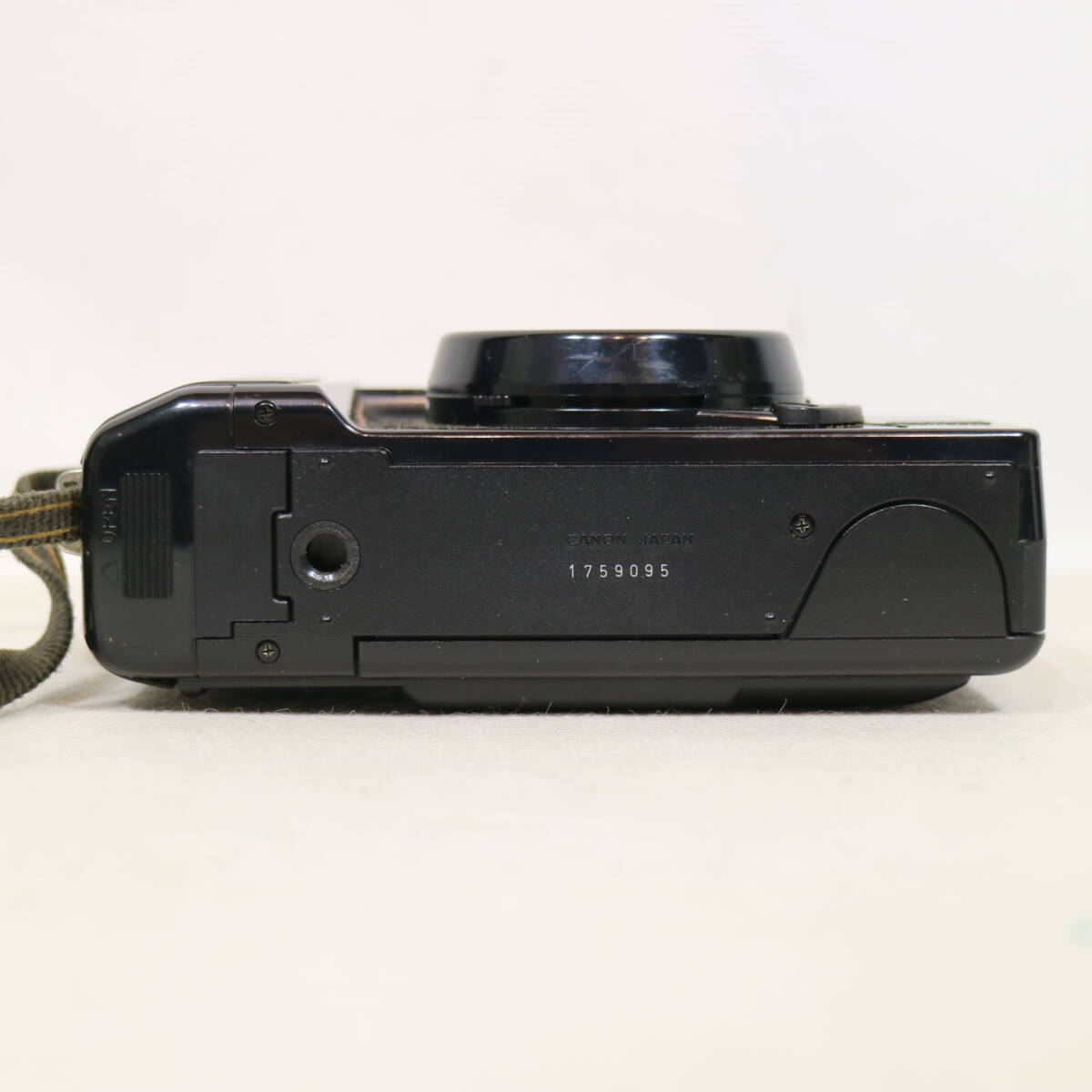 CANON キャノン Autoboy2 QUARTZ DATE オートボーイ クォーツデート 35mmカメラ フィルムカメラ 38mmレンズ ケース付 1759095 現状品の画像7